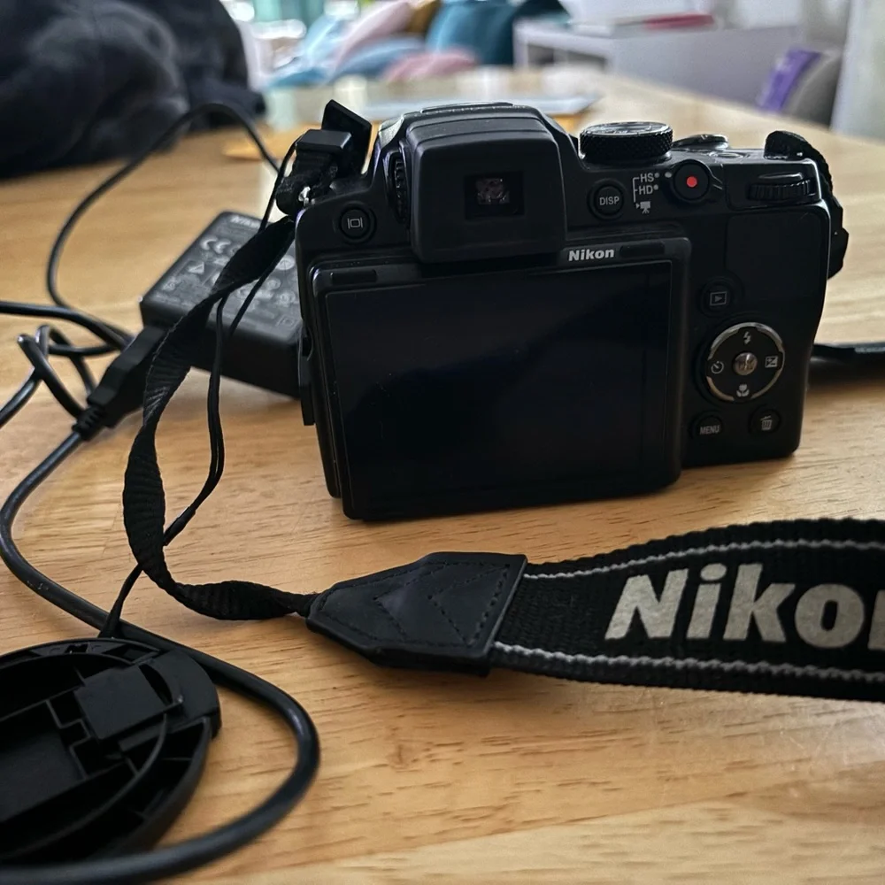 Nikon coolpix p500 used